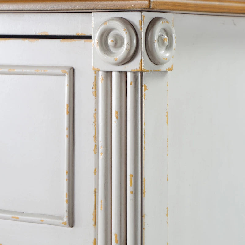 Traditional 4-Drawer Chest with Fluted Columns & Medallion Accents