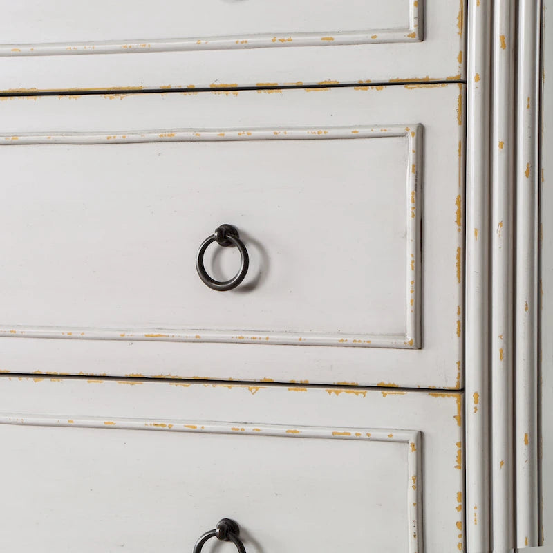 Traditional 4-Drawer Chest with Fluted Columns & Medallion Accents
